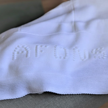 Carregar imagem no visualizador da galeria, Manta de Malha Personalizada Com Nome