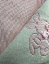 Carregar imagem no visualizador da galeria, Manta Coelho
